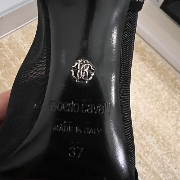 Roberto Cavalli size 37 - Picture 3 of 5
